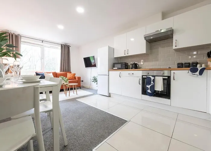 Apartamento Spacious 3BR Apt Guests 6 Parking Central Leeds *