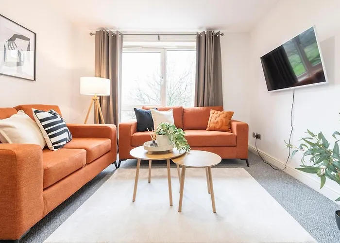 Apartamento Spacious 3BR Apt Guests 6 Parking Central Leeds *