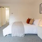Appartement Prime 3br Flat Sleeps 6 Free Parking Plus!
